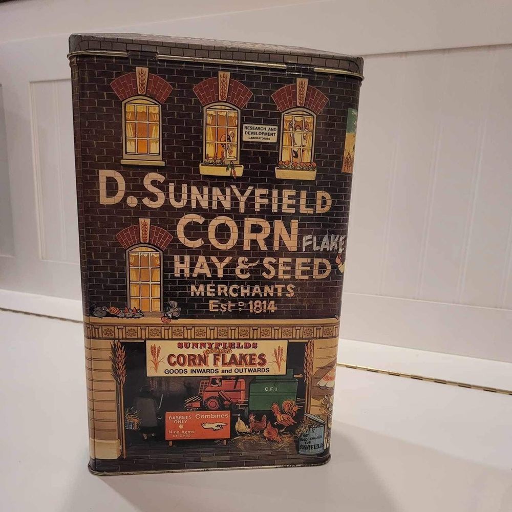 VINTAGE TINS